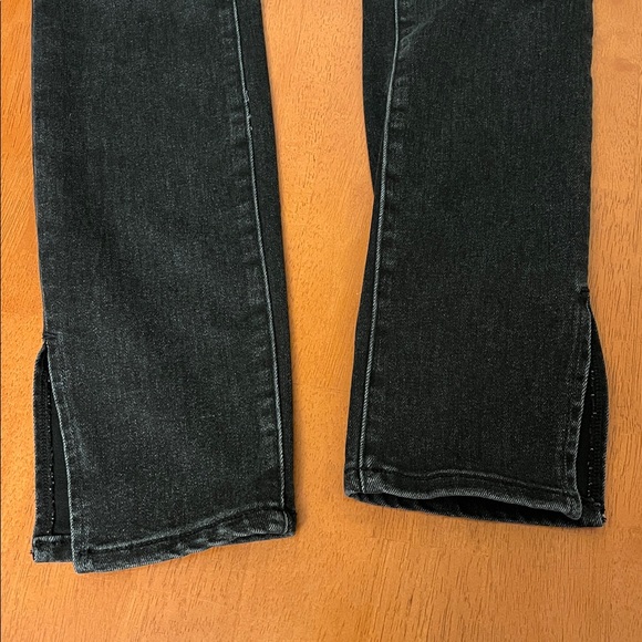 Good American Black Skinny Jeans 6/28 - Picture 12 of 12
